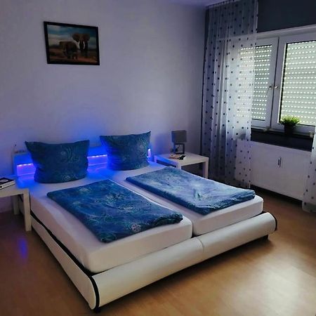 Appartment In Walldorf Mit Schlafzimmer, Kueche Und Bad Eksteriør bilde
