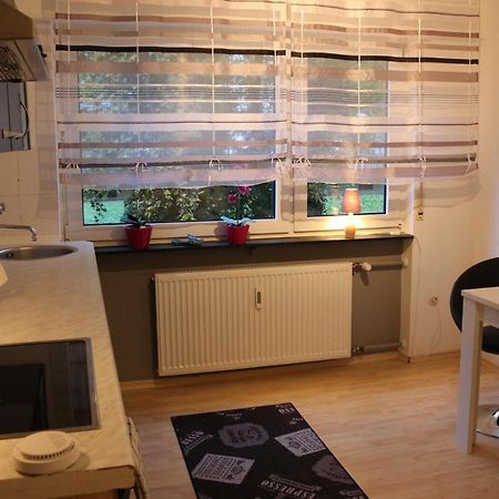 Appartment In Walldorf Mit Schlafzimmer, Kueche Und Bad Eksteriør bilde