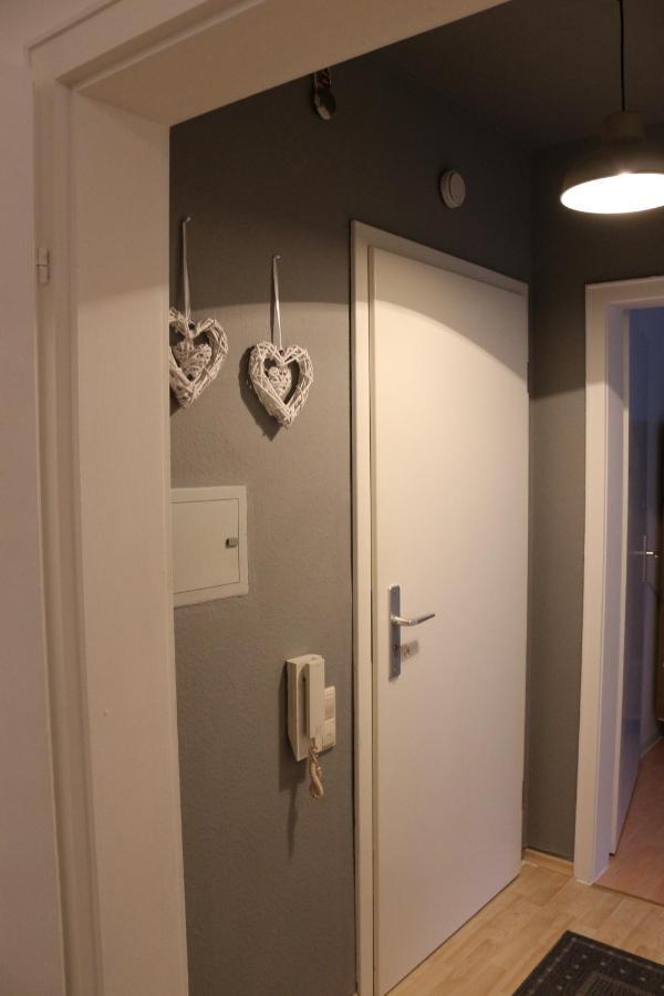 Appartment In Walldorf Mit Schlafzimmer, Kueche Und Bad Eksteriør bilde
